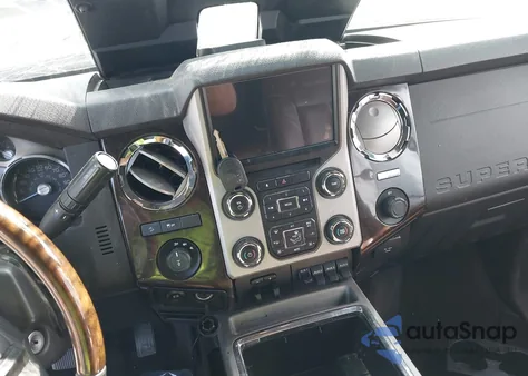 2015 Ford F-350 Lariat из США, поврежденный, VIN 1FT8W3BT4FEA81820